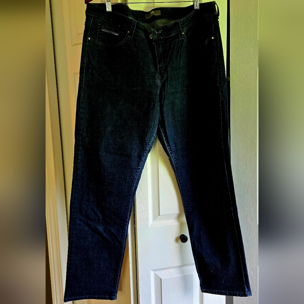 Levi's Women's Straight Leg Jeans Dark Blue Womens 20W
